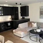 Modern & Central Apartment